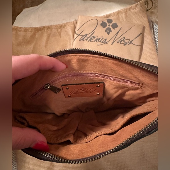 Patricia Nash - brown leather wristlet embossed floral detail work NWOT - Picture 2 of 3